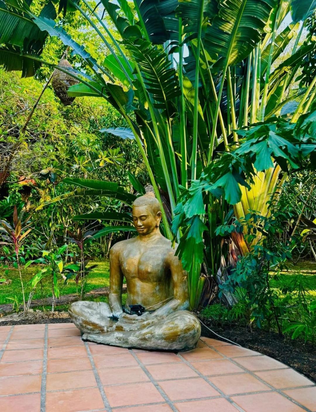 Tara Lodge Kep Bagian luar foto